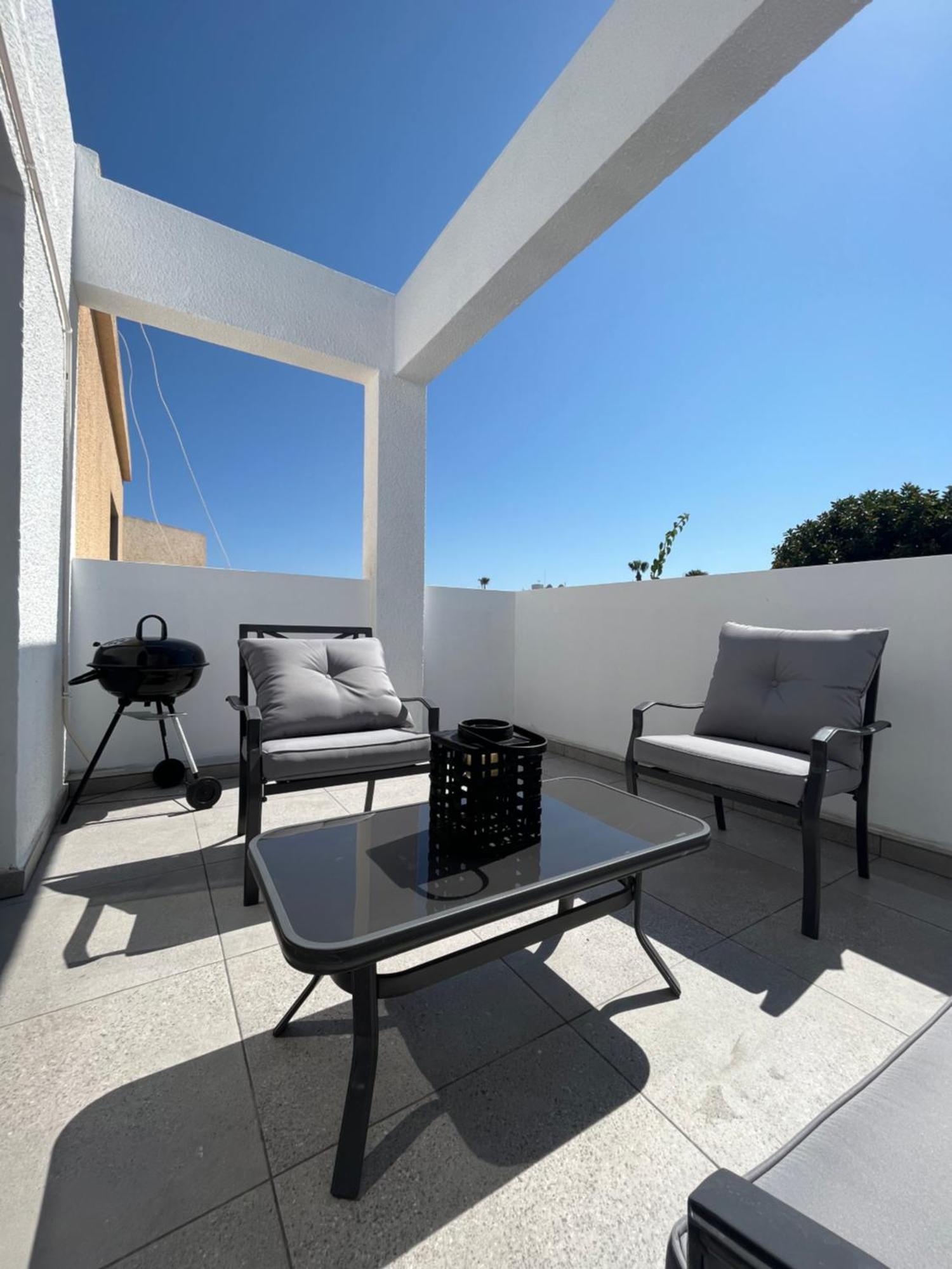 Serenityone - Centrally Located One Bedroom Apt Ayia Napa Bagian luar foto