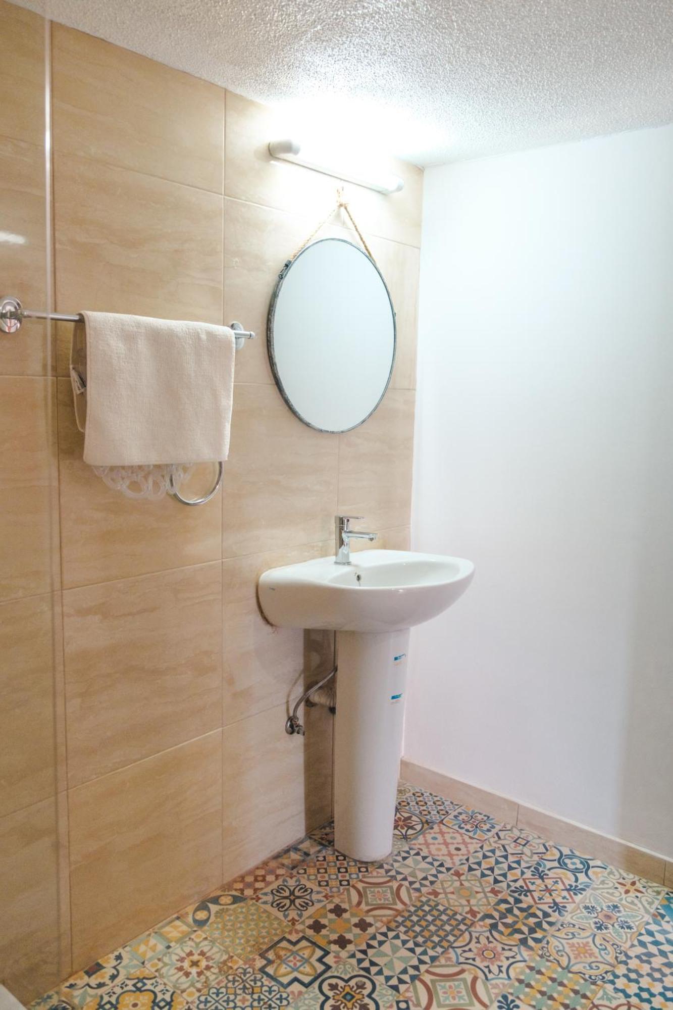 Serenityone - Centrally Located One Bedroom Apt Ayia Napa Bagian luar foto